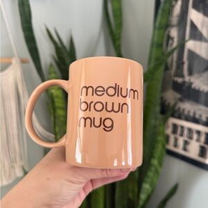 Bloomingdale’s Iconic Medium Brown Mug